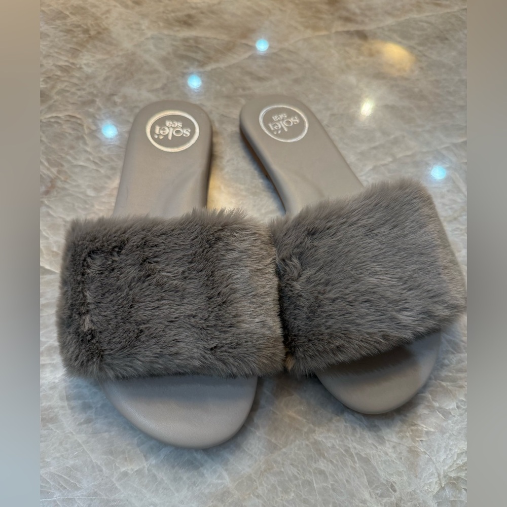 Sorel Women's Charcoal Fur flats